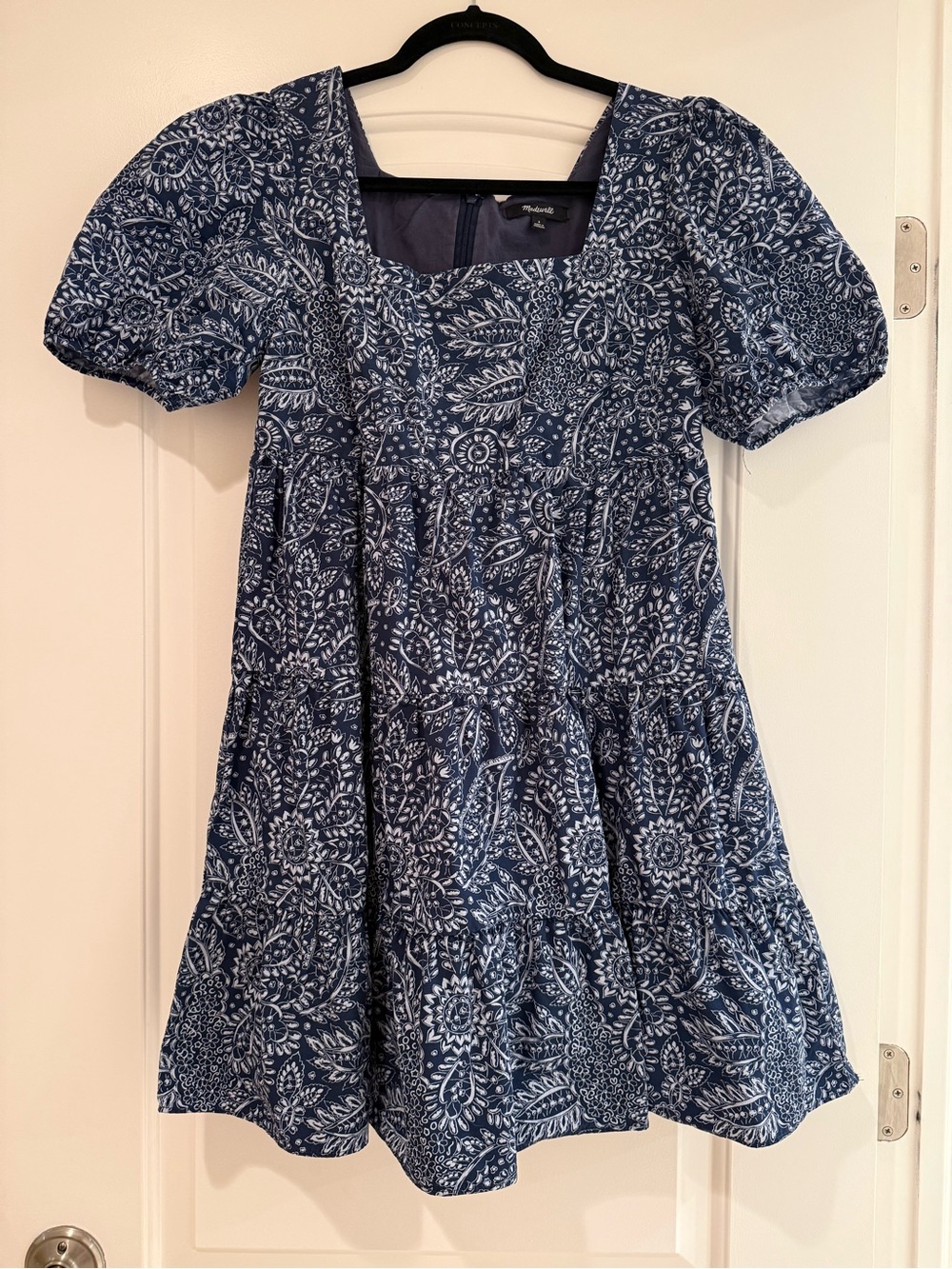Madewell Navy and White Floral Puff-Sleeve Dress